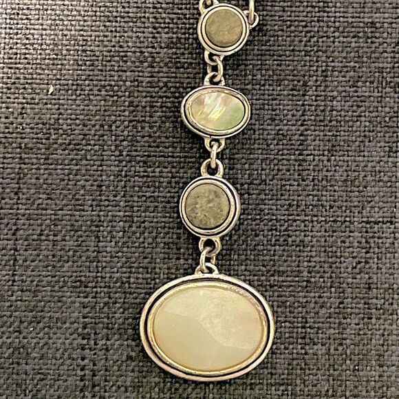 Kenneth Cole 4 Stone (Grey/Cream/Green/Brown ) Stacked Necklace. - Picture 2 of 5